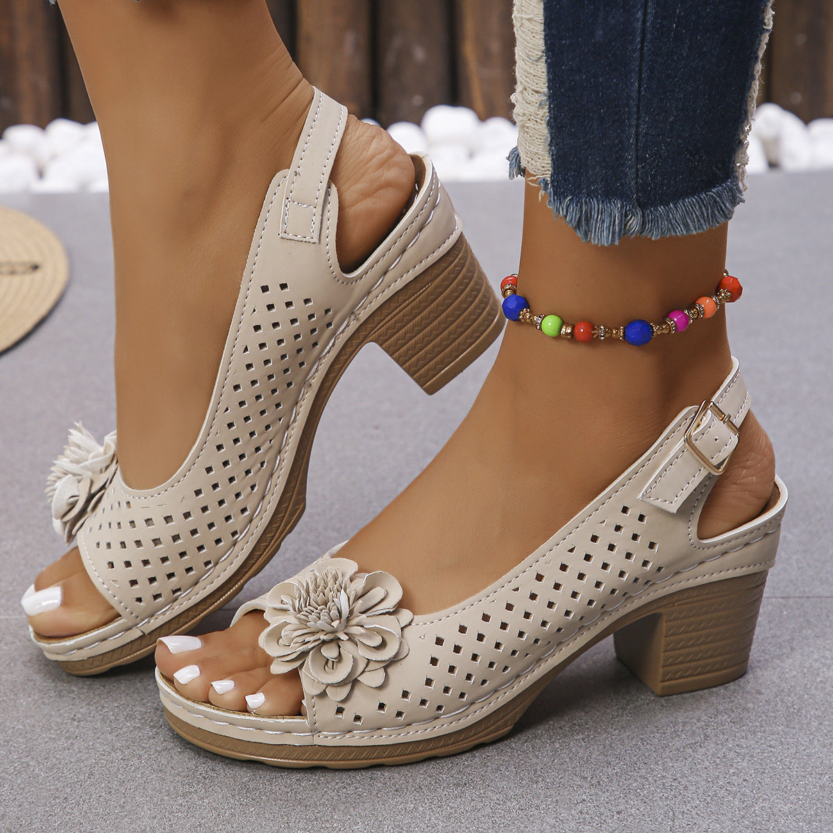Kalani™ | Schicke Blumensandalen