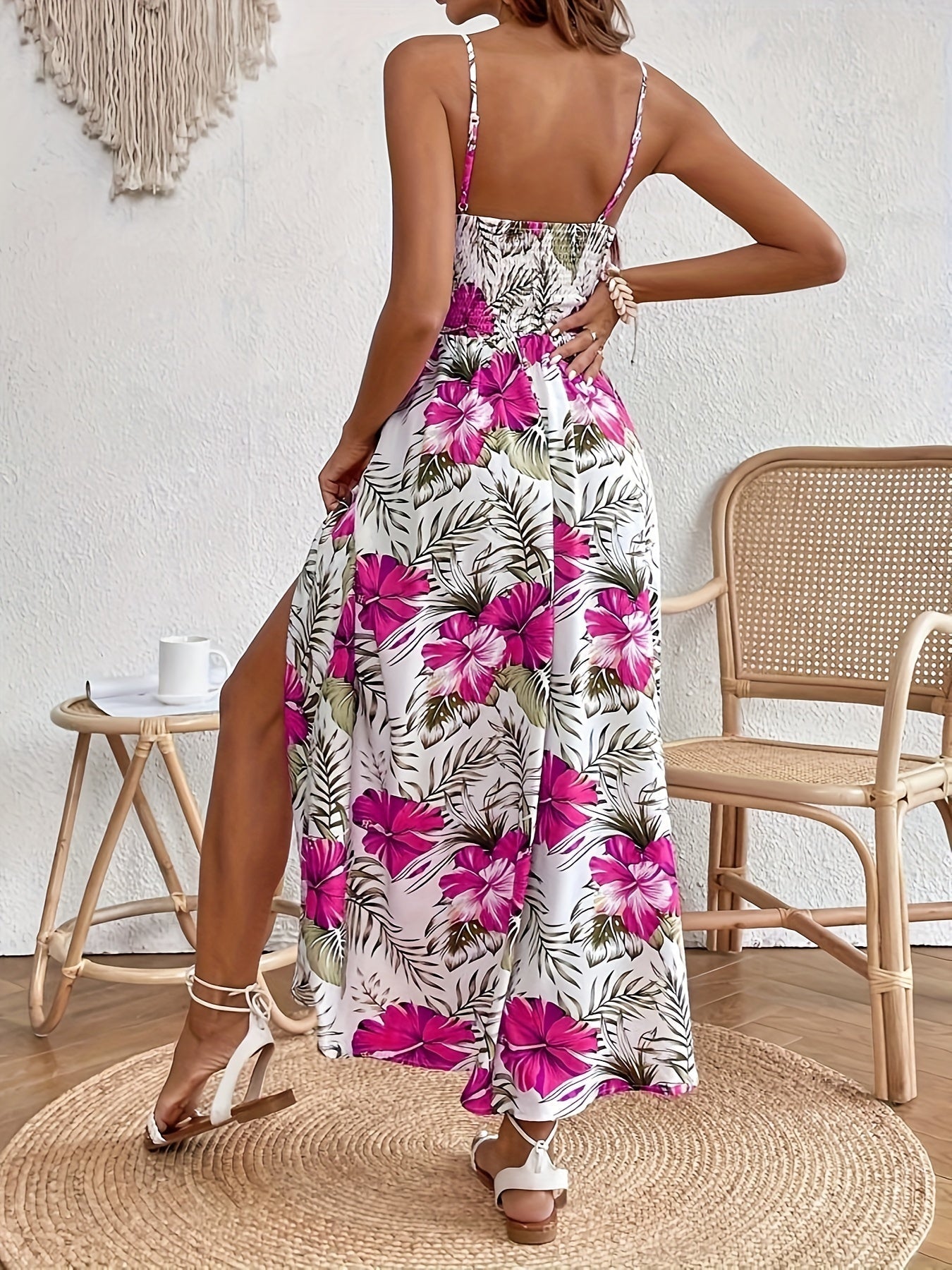 Lorelei – Elegantes Blumenkleid