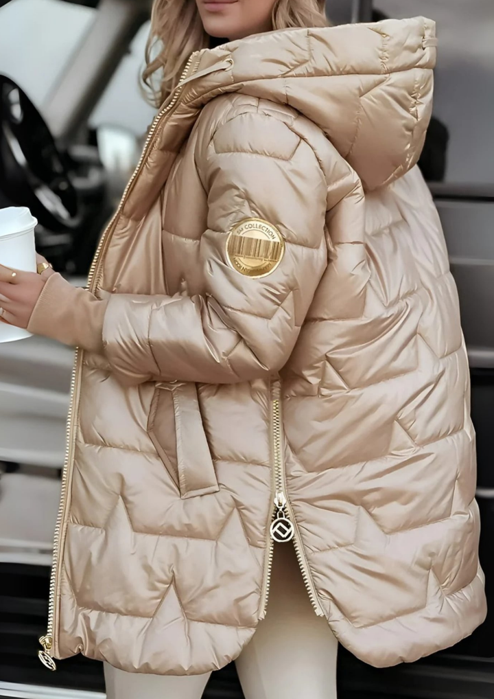 Lira Eleganter Wintermantel mit Kapuze und Wattierung - Beige