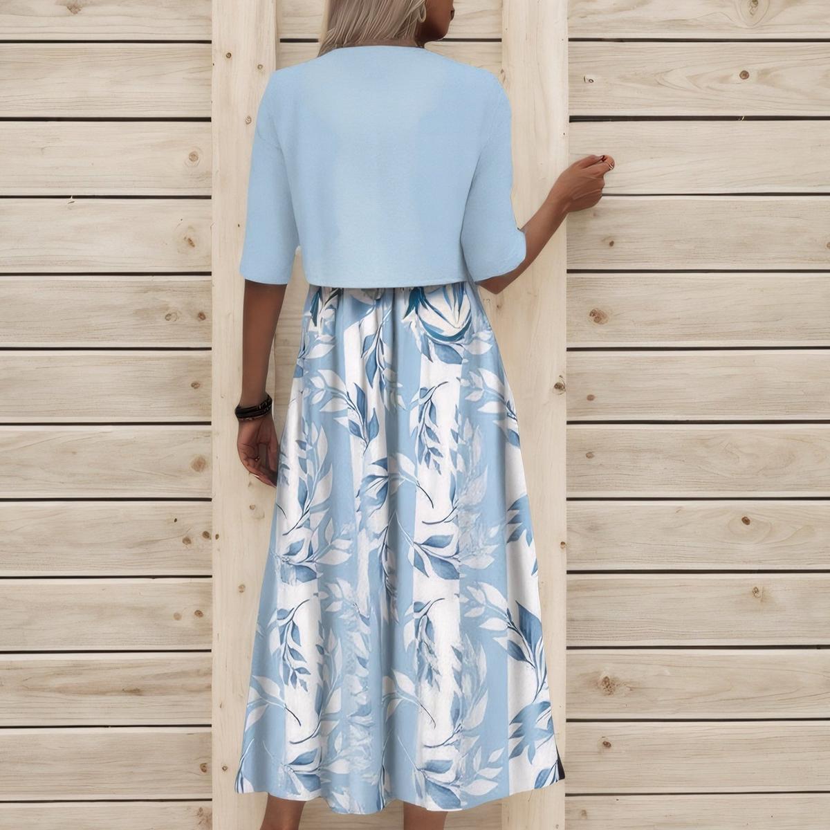 Einzigartiges Midikleid mit blauem Pflanzenmuster und Jacke