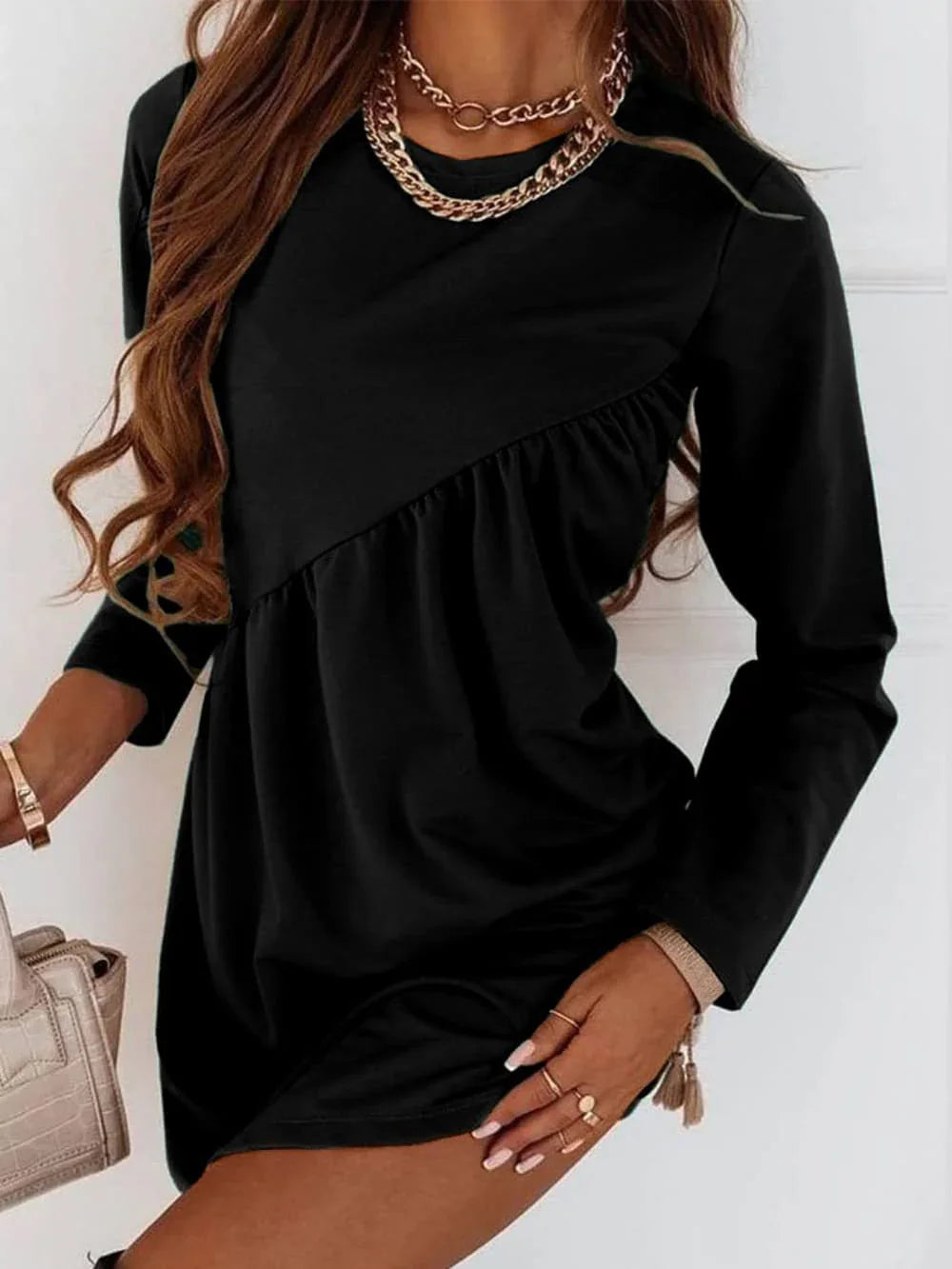 Carla – Langärmeliges O-Ausschnitt Minikleid in Uni-Farbe