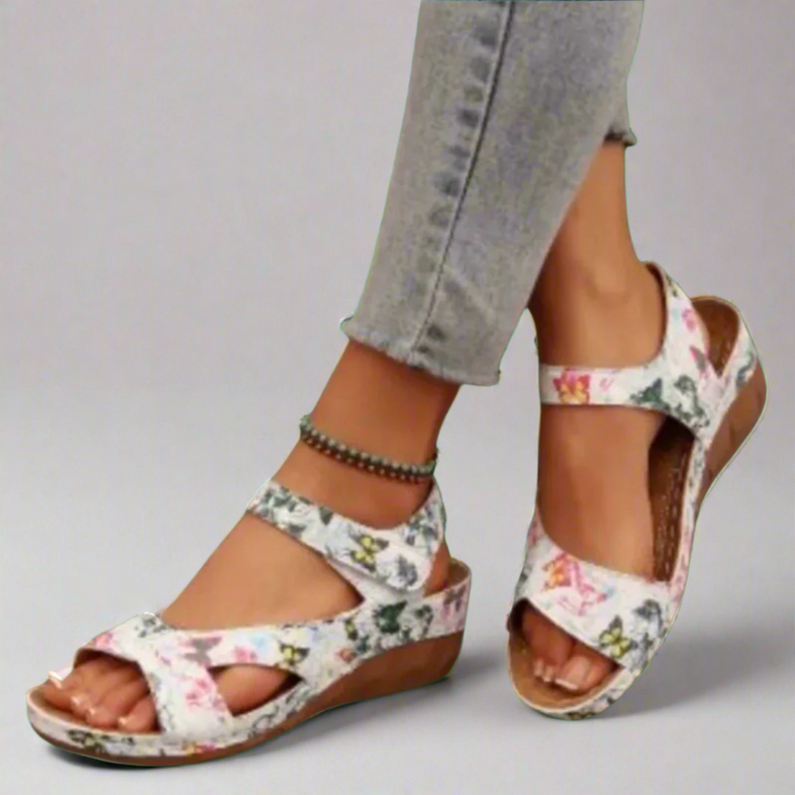 Tine™ | Handgefertigte Wedgesandalen aus Premium-Material