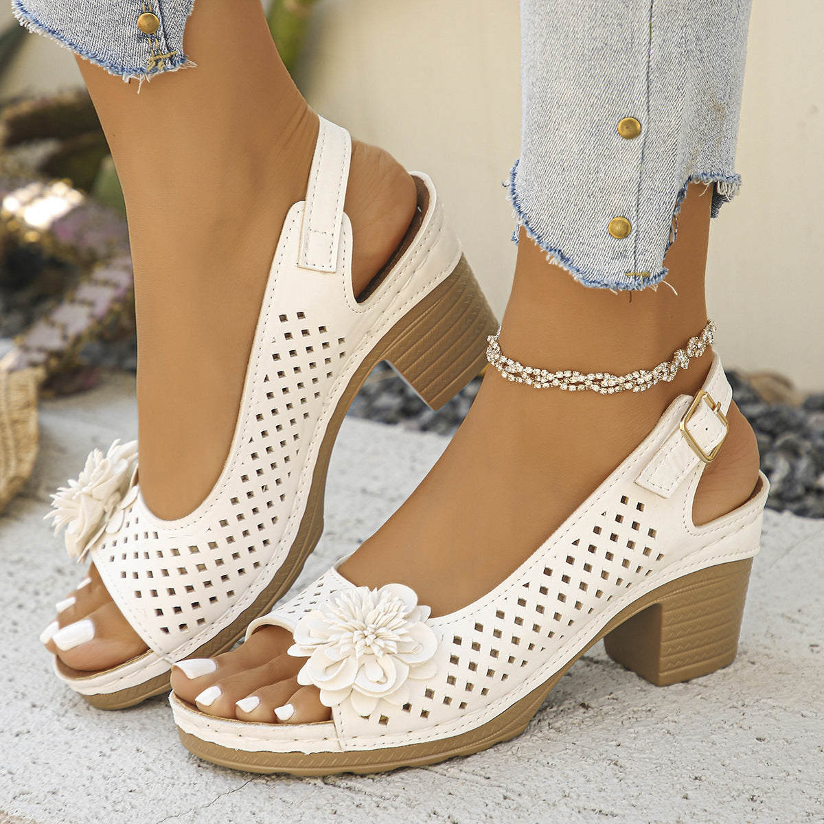 Kalani™ | Schicke Blumensandalen