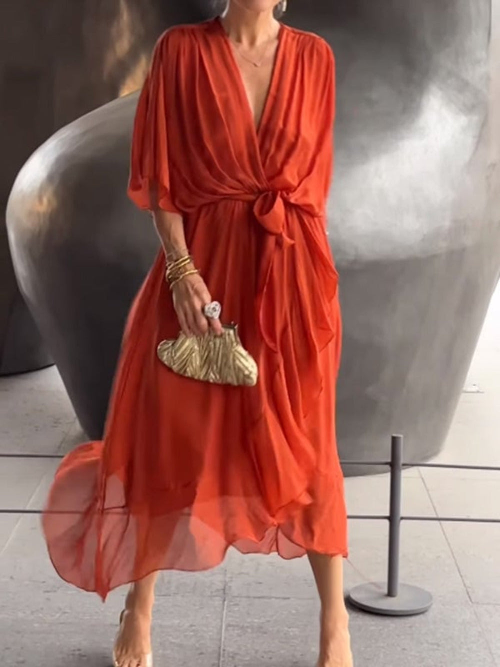Taylor | Stilvolles und elegantes Chiffonkleid mit V-Ausschnitt