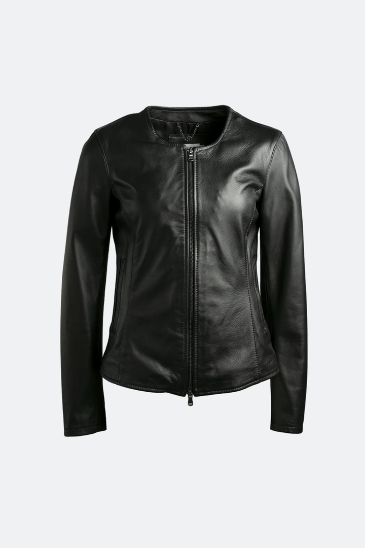 Irene | Gold Neck Chanel