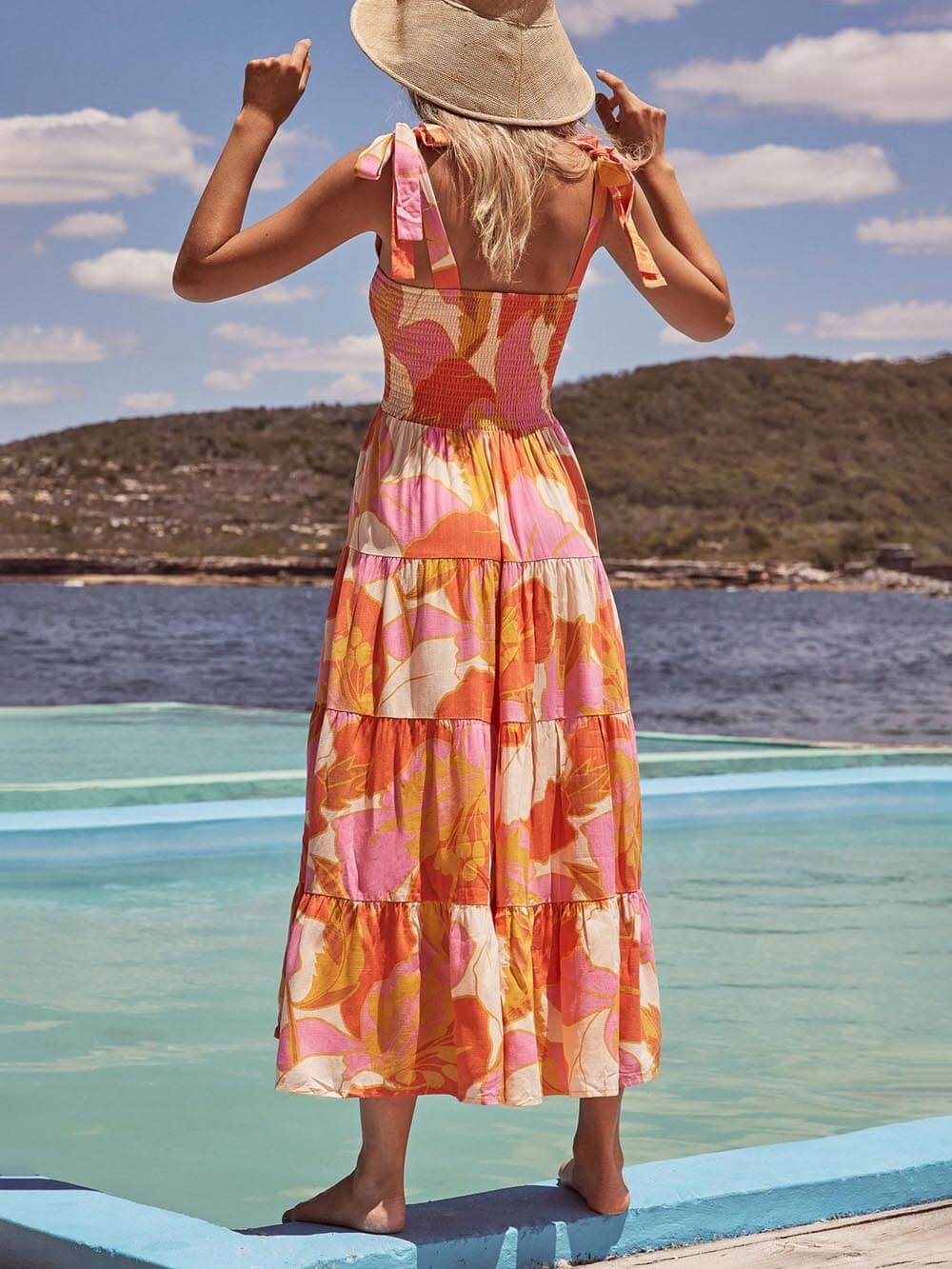 Ärmelloses Cami-Kleid mit Meeresschmuck-Motiv, plissiertem Stretch und Brustprint