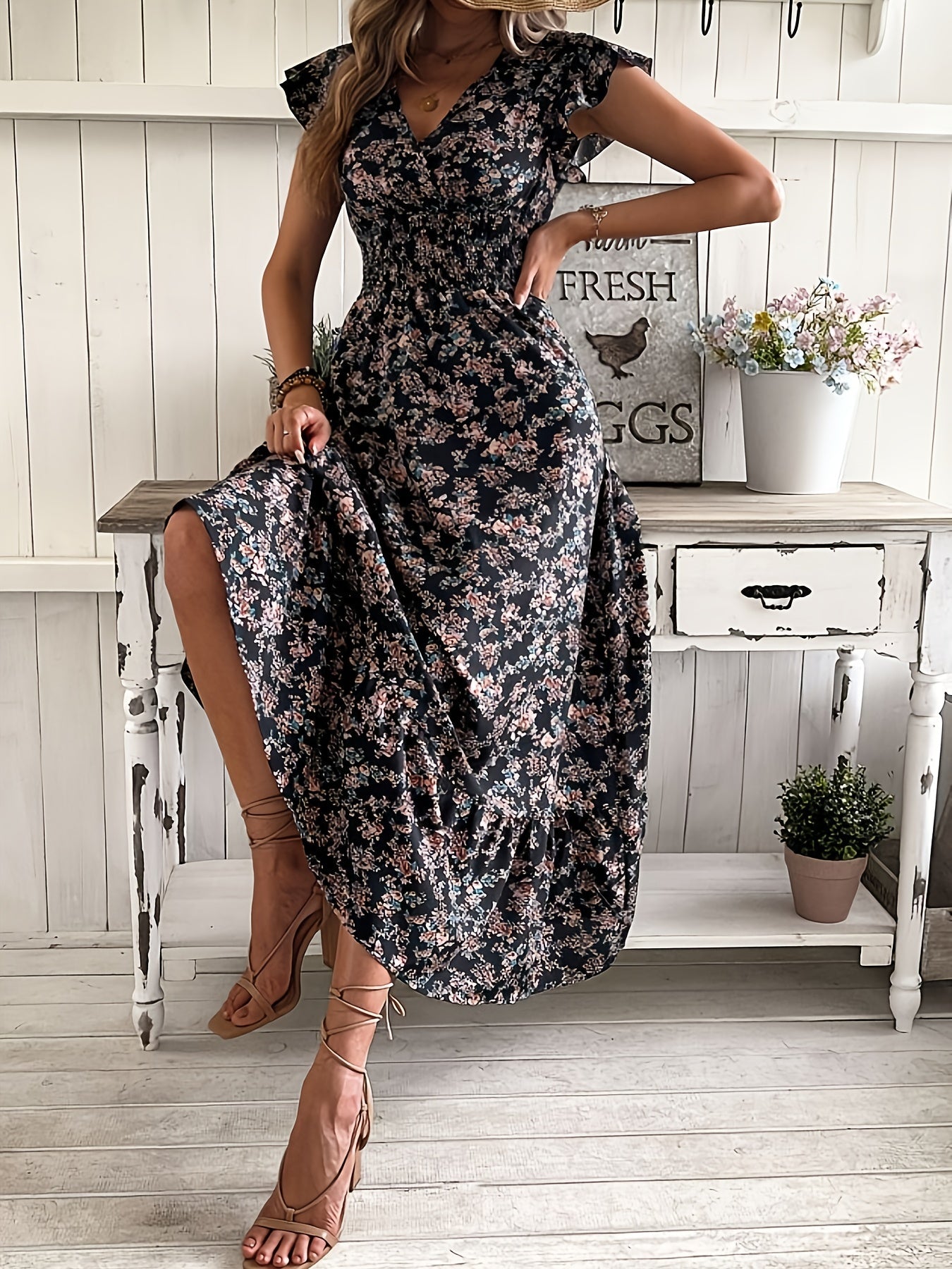 Jessa - Kleid mit Blumenmuster und Taillengürtel