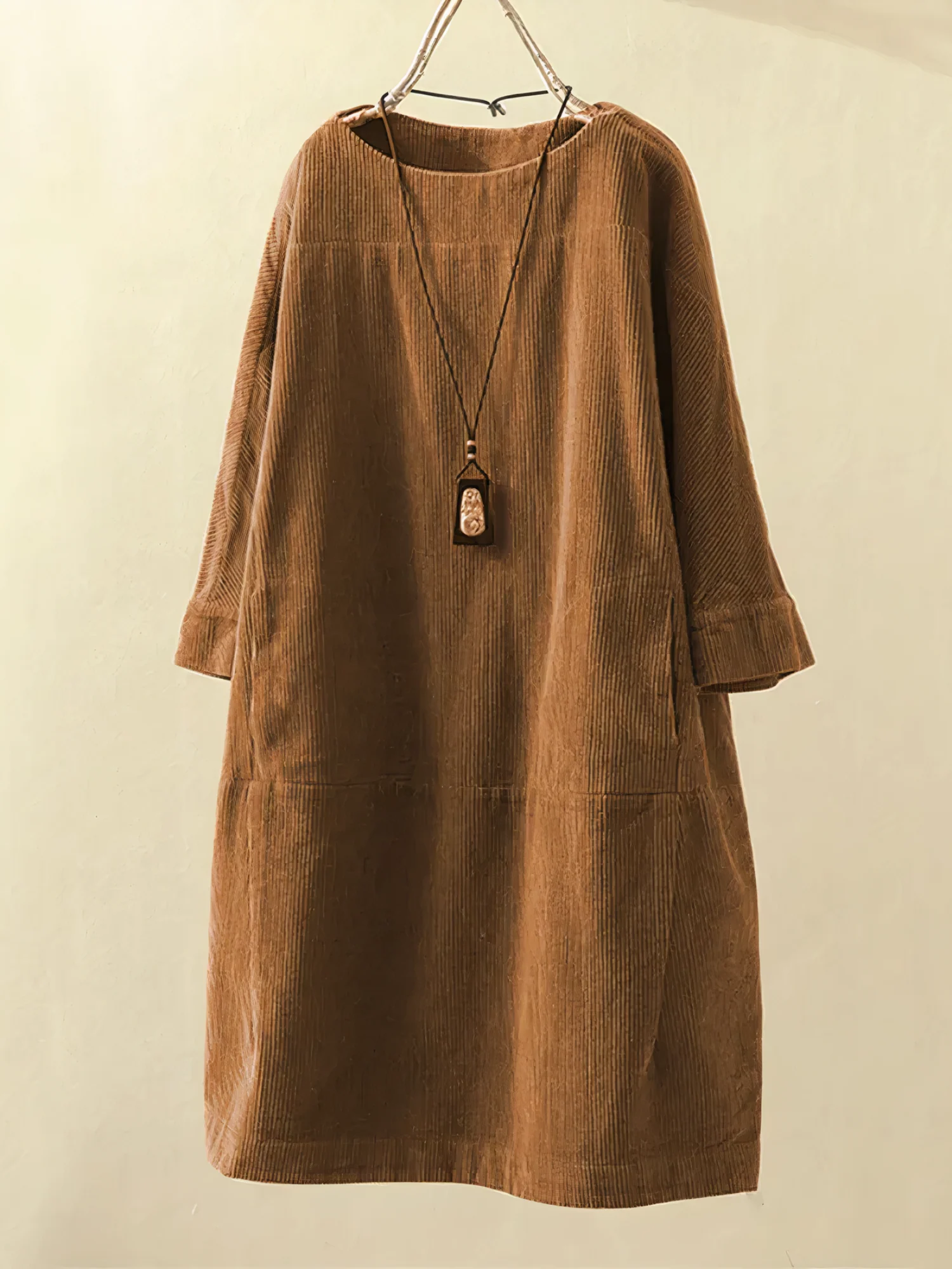 Emma – Langes Damenkleid mit Seitentaschen