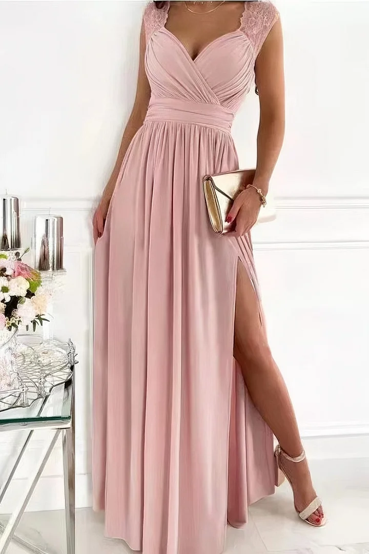 Malena – Ärmelloses Spitzenkleid mit Schlitz am Saum und Rückenausschnitt