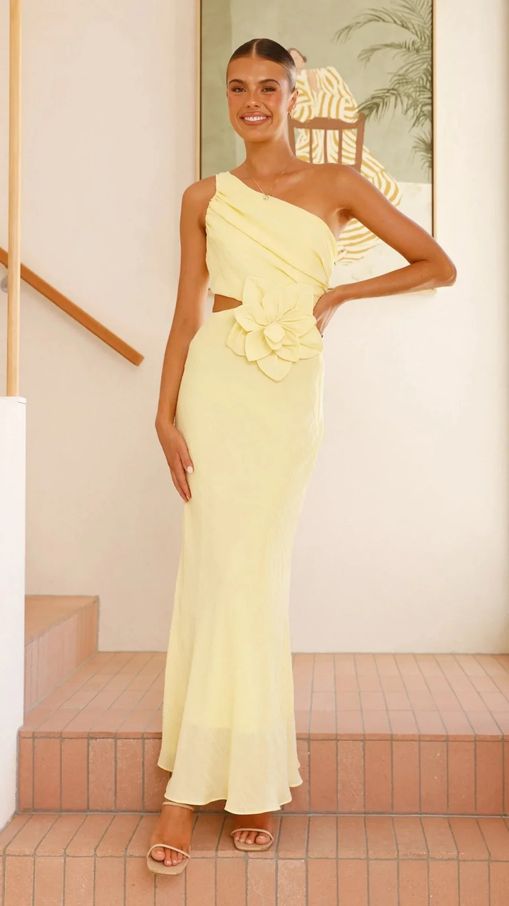 Figurbetontes One-Shoulder-Maxikleid