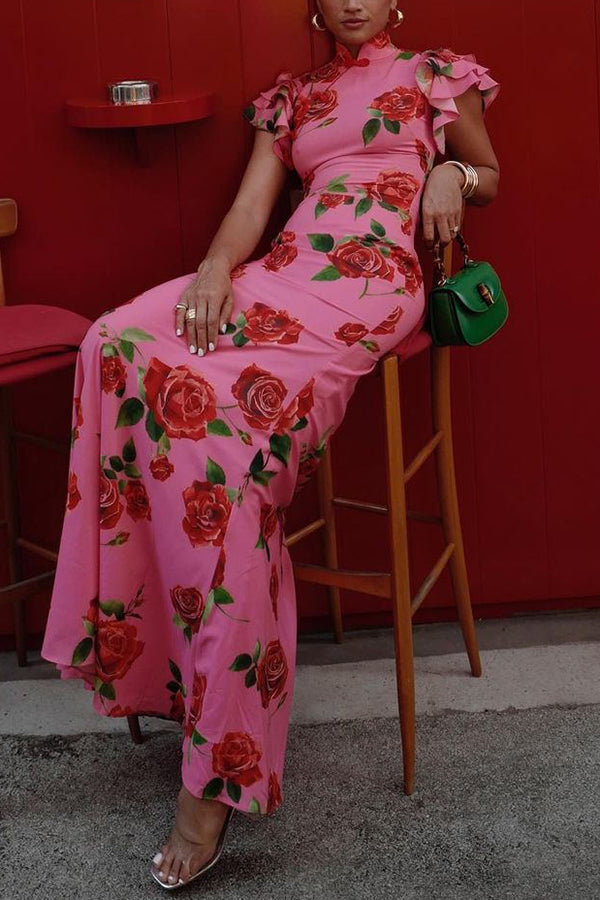 Lenia – Modernes Kleid mit Stehkragen und ausgestellten Ärmeln