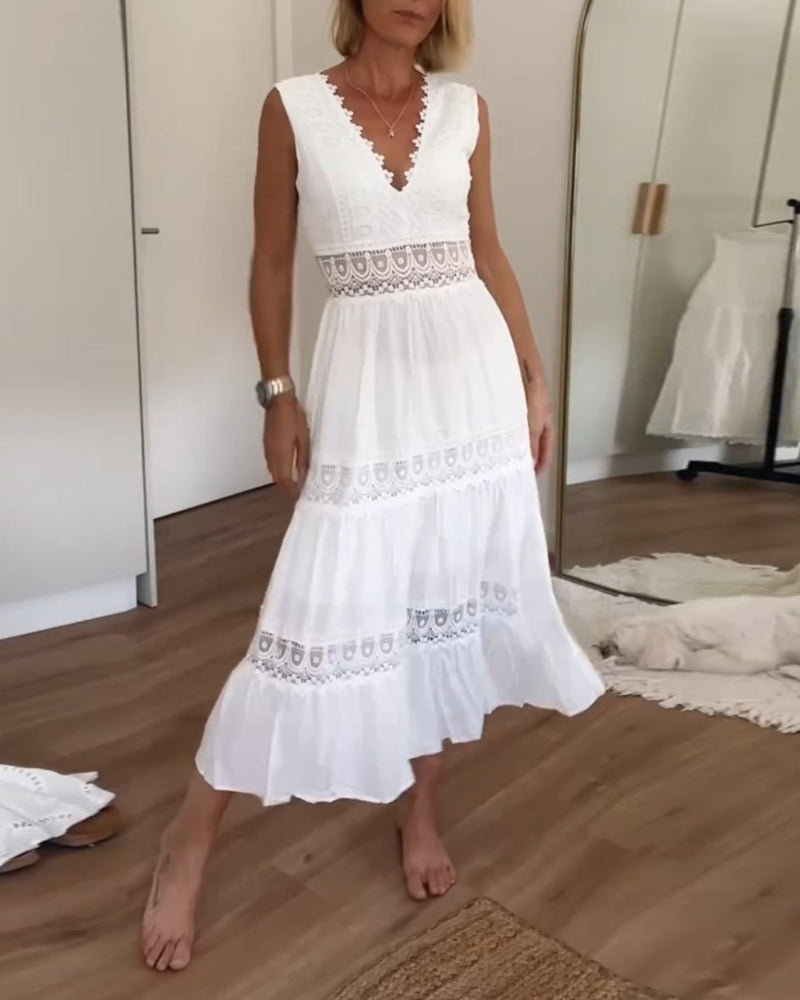 Kim – Spitzenkleid mit V-Ausschnitt (Fast ausverkauft)