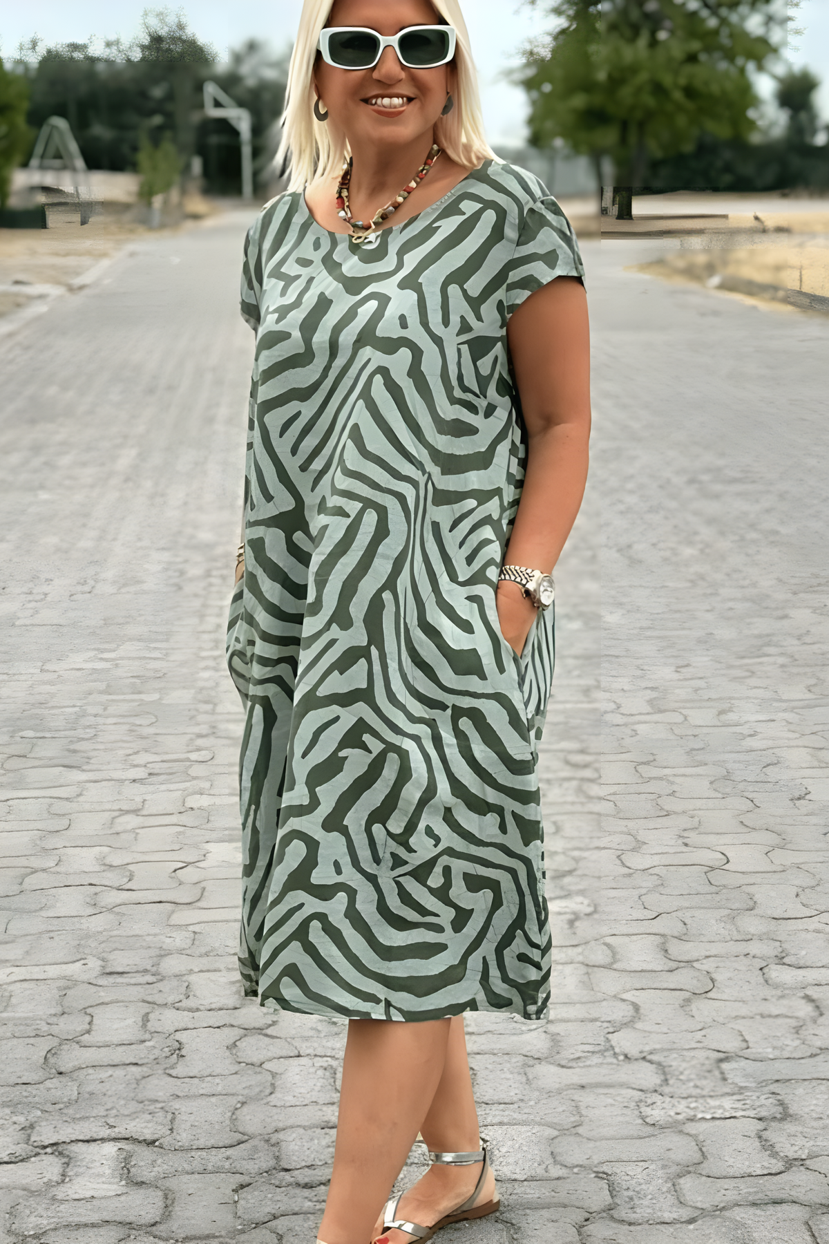 Nelia™ | Sommerkleid mit Rundhalsausschnitt und Vintage-Print