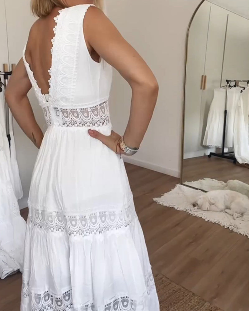 Kim – Spitzenkleid mit V-Ausschnitt (Fast ausverkauft)