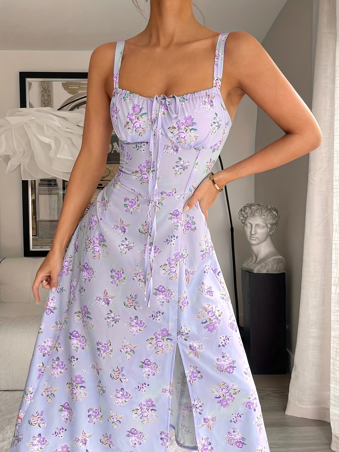 Luna Bloom Midi-Kleid mit offenem Rücken