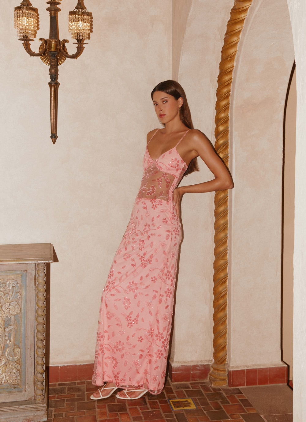 Laura | Transparentes Maxikleid mit Blumenmuster
