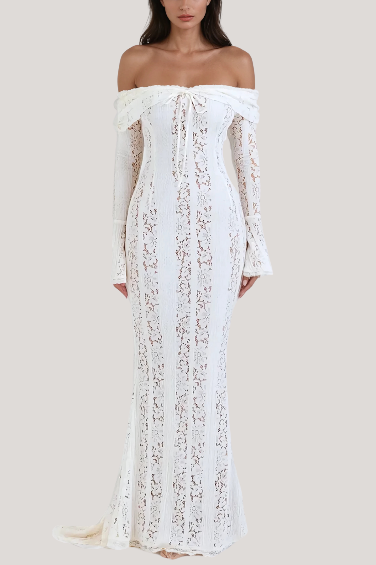 LANA | Schulterfreies Maxikleid mit Spitzenausschnitten