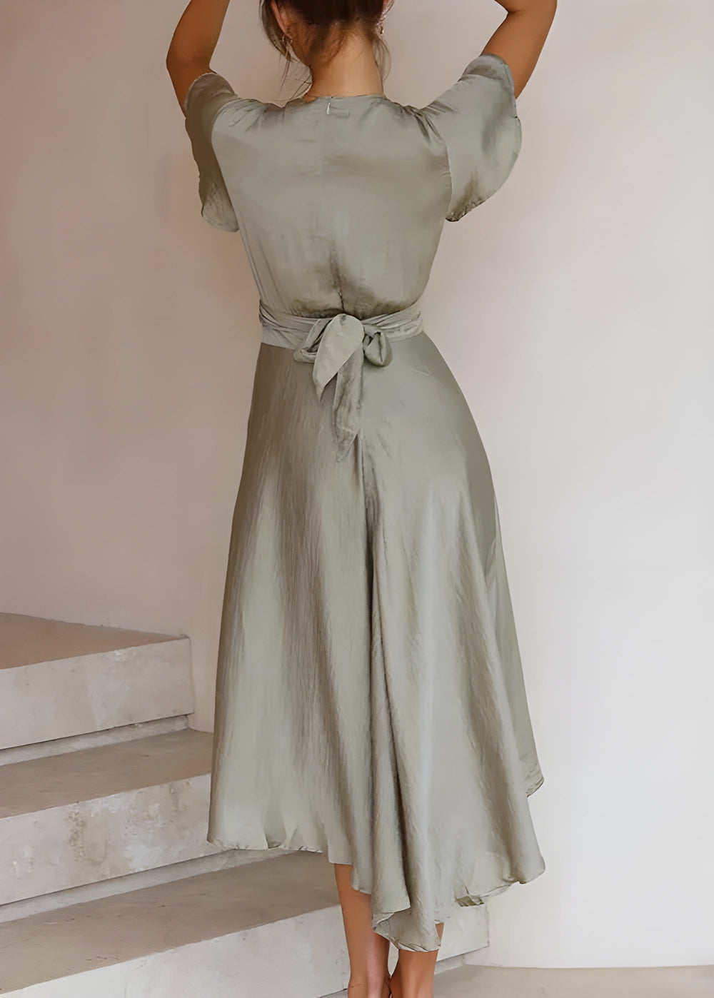 Elly | Wunderschön schmeichelhaftes Kleid