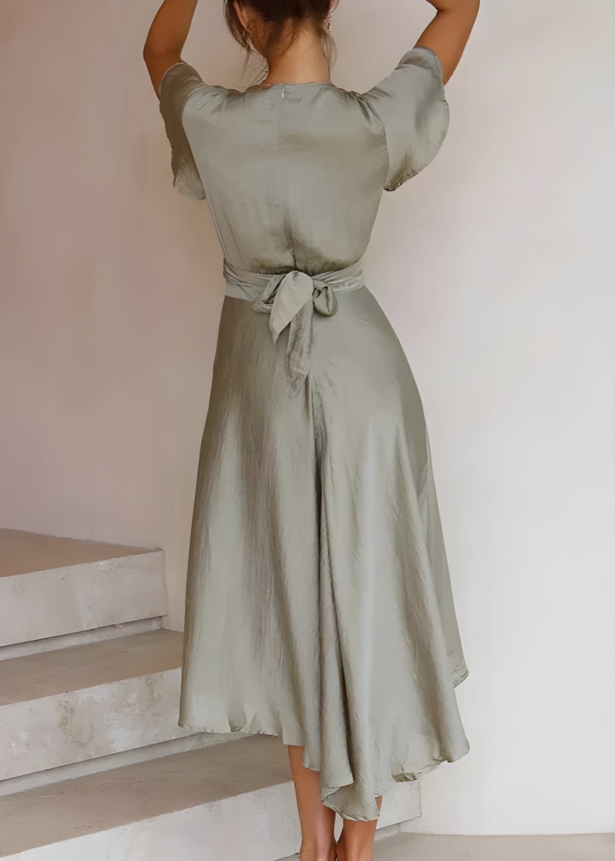 Elly – Wunderschön schmeichelhaftes Kleid