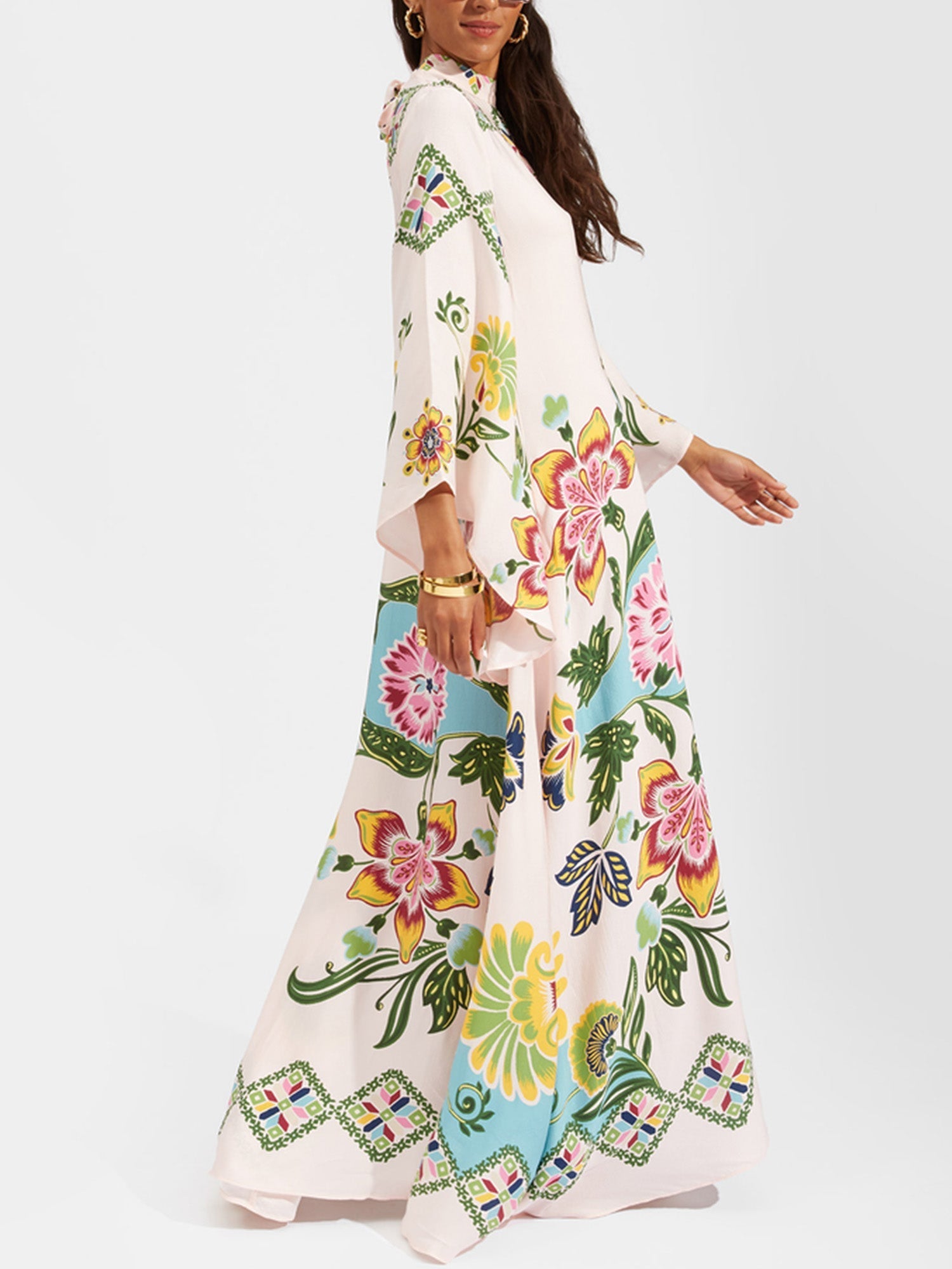 Zanira™ | Langärmeliges Blumen Kleid