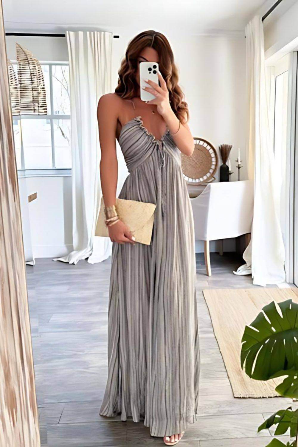 Lanie – Schickes plissiertes Maxikleid