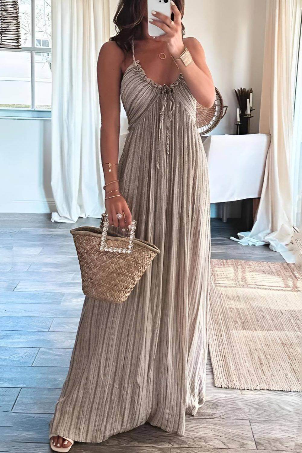 Lanie – Schickes plissiertes Maxikleid