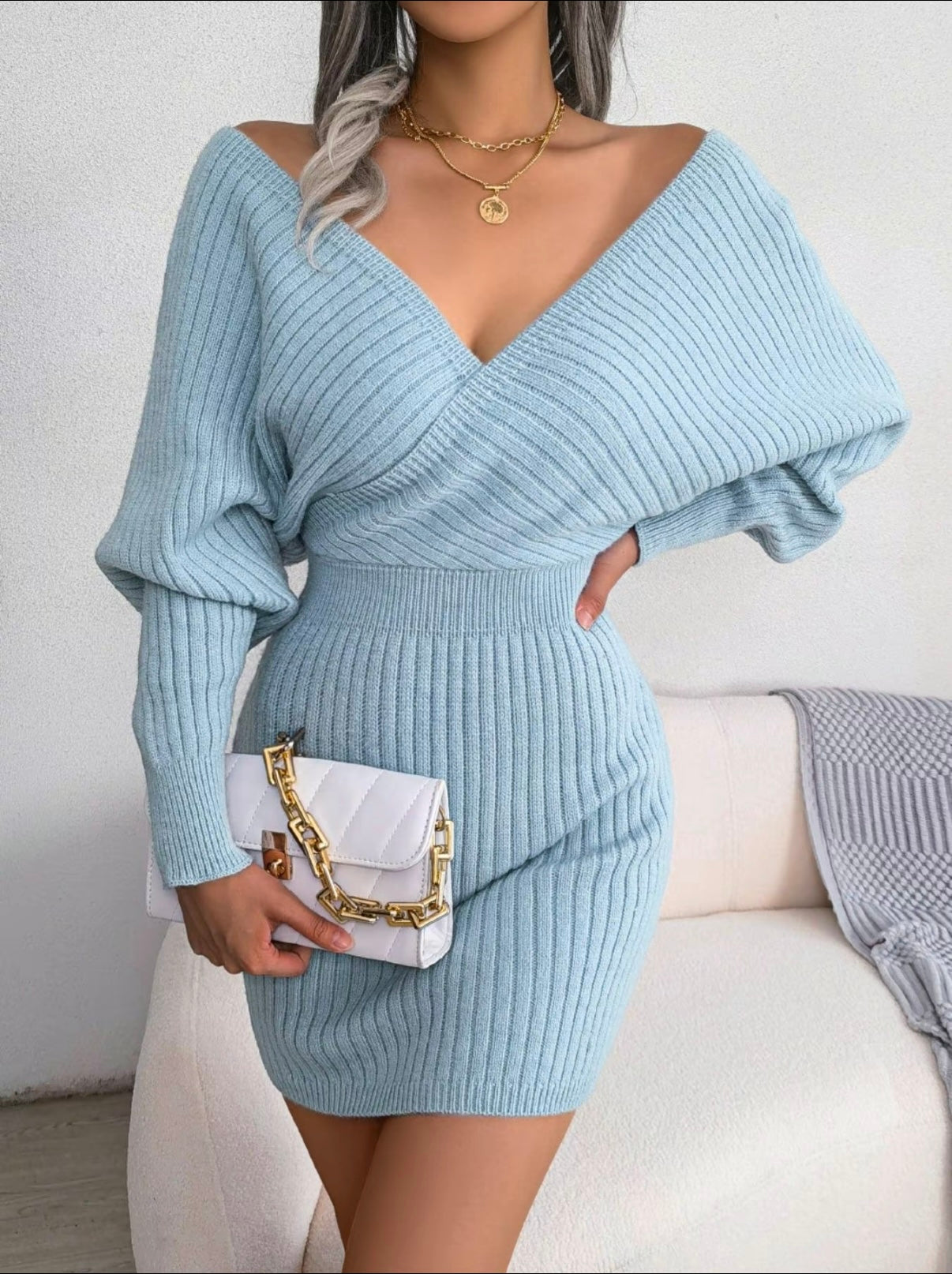 Chloe | V-Ausschnitt Strickkleid