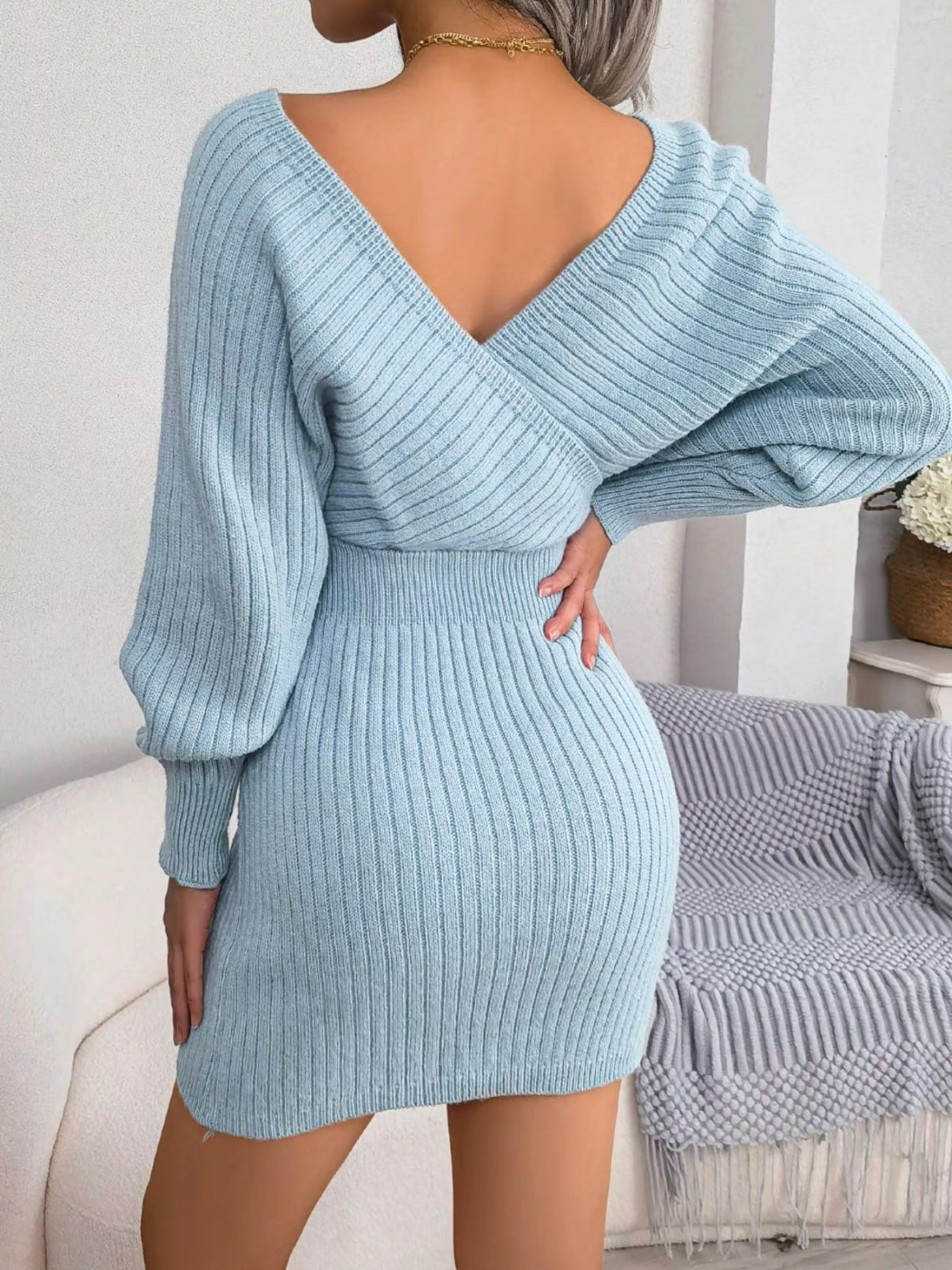 Chloe | V-Ausschnitt Strickkleid