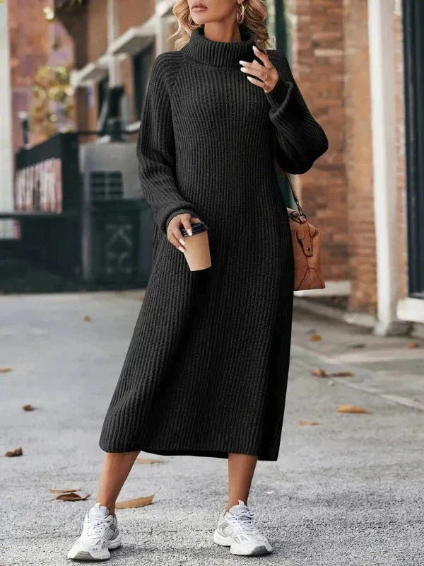 Elegantes langes Kleid mit geradem Schnitt und hohem Kragen