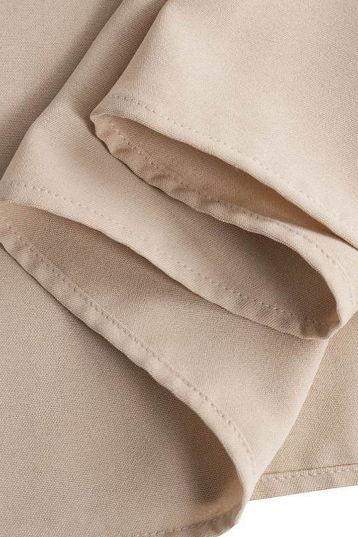 Blanca – Maxikleid aus Spitze mit V-Ausschnitt und Volant