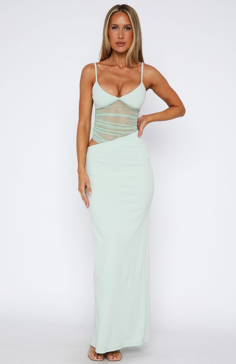 Elayna Flowing Maxi Dress for Timeless Elegance