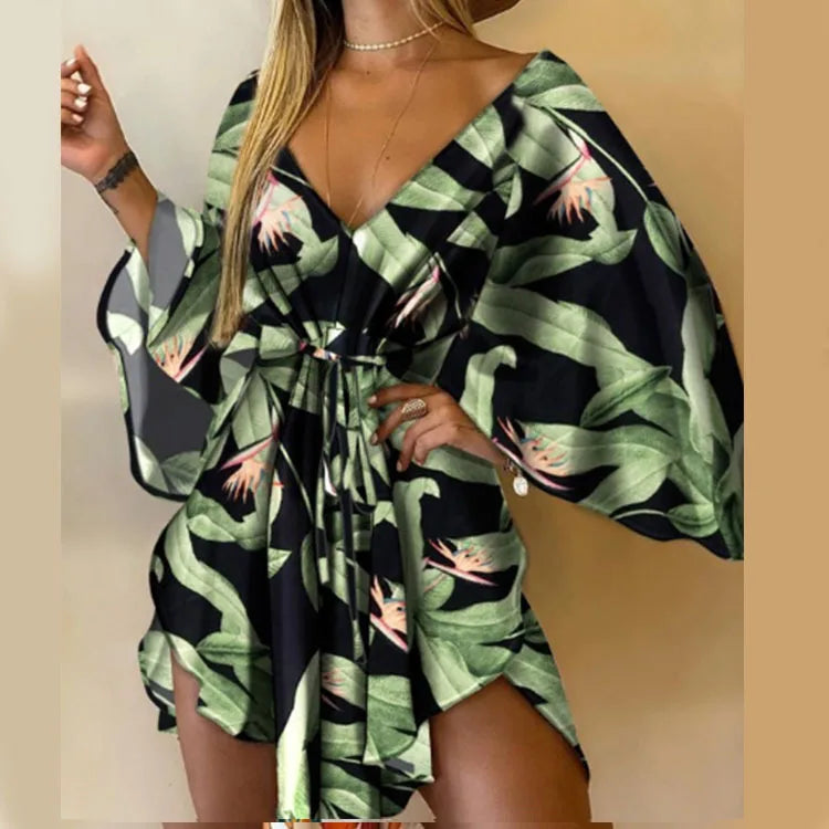 Daisy – Boho-Minikleid mit floralem V-Ausschnitt