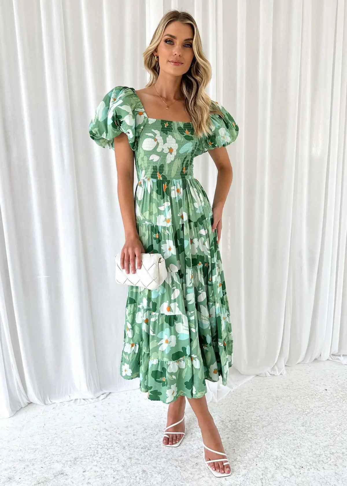 Celeste Off-Shoulder Maxikleid