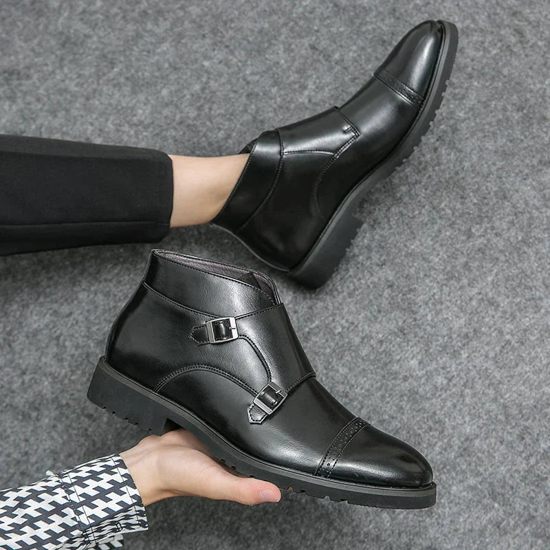 Levi™ | Klassische Twin-Buckle-Stiefel