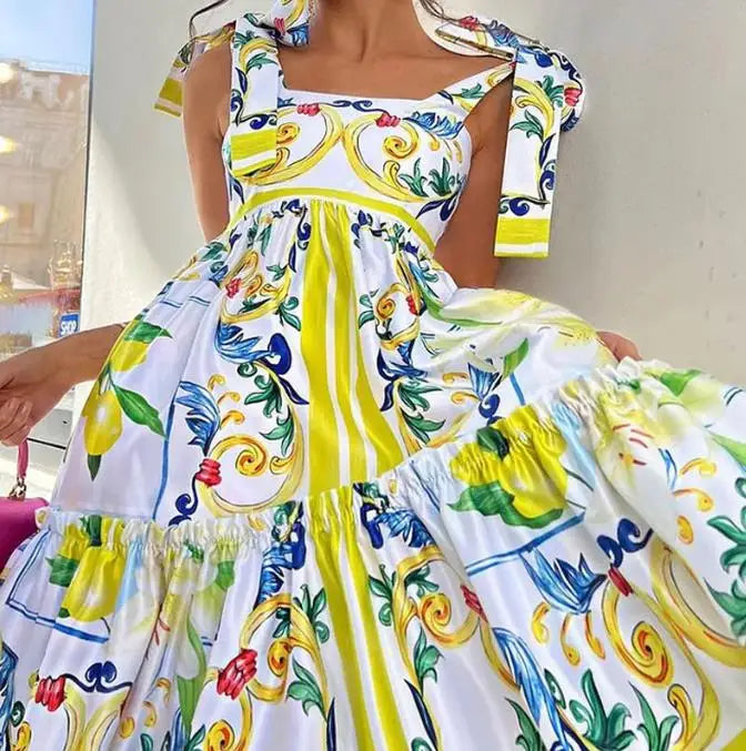 Serena Maxi-Kleid mit Blumenmuster und Schnürung