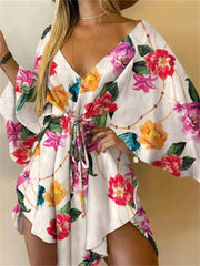 Daisy – Boho-Minikleid mit floralem V-Ausschnitt