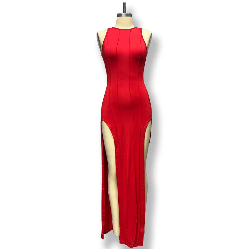 Alina | Ärmelloses Maxikleid mit hohem Schlitz