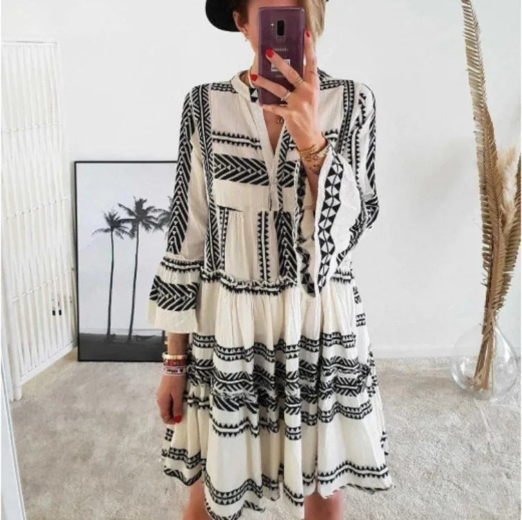 Azaria | Geometrisches Print V-Ausschnitt Kurzkleid