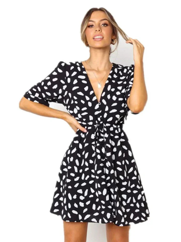 Jonah | Sommerliches, sexy-chices Kleid