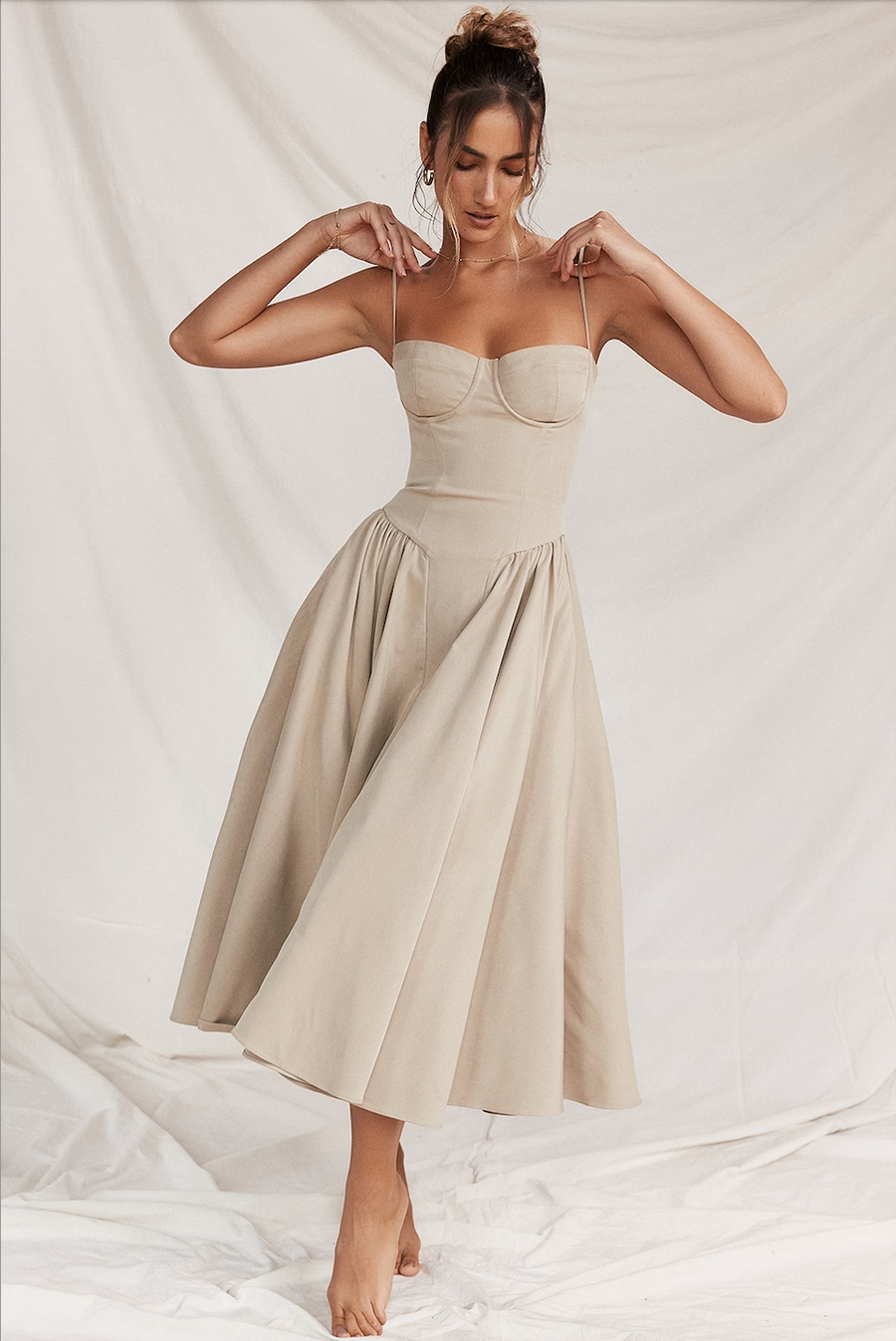 Michaela Sleeveless Midi Dress