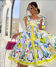 Serena Maxi-Kleid mit Blumenmuster und Schnürung