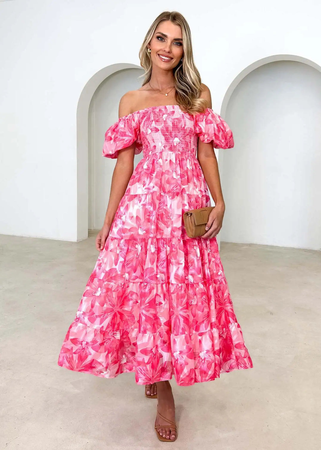 Celeste Off-Shoulder Maxikleid