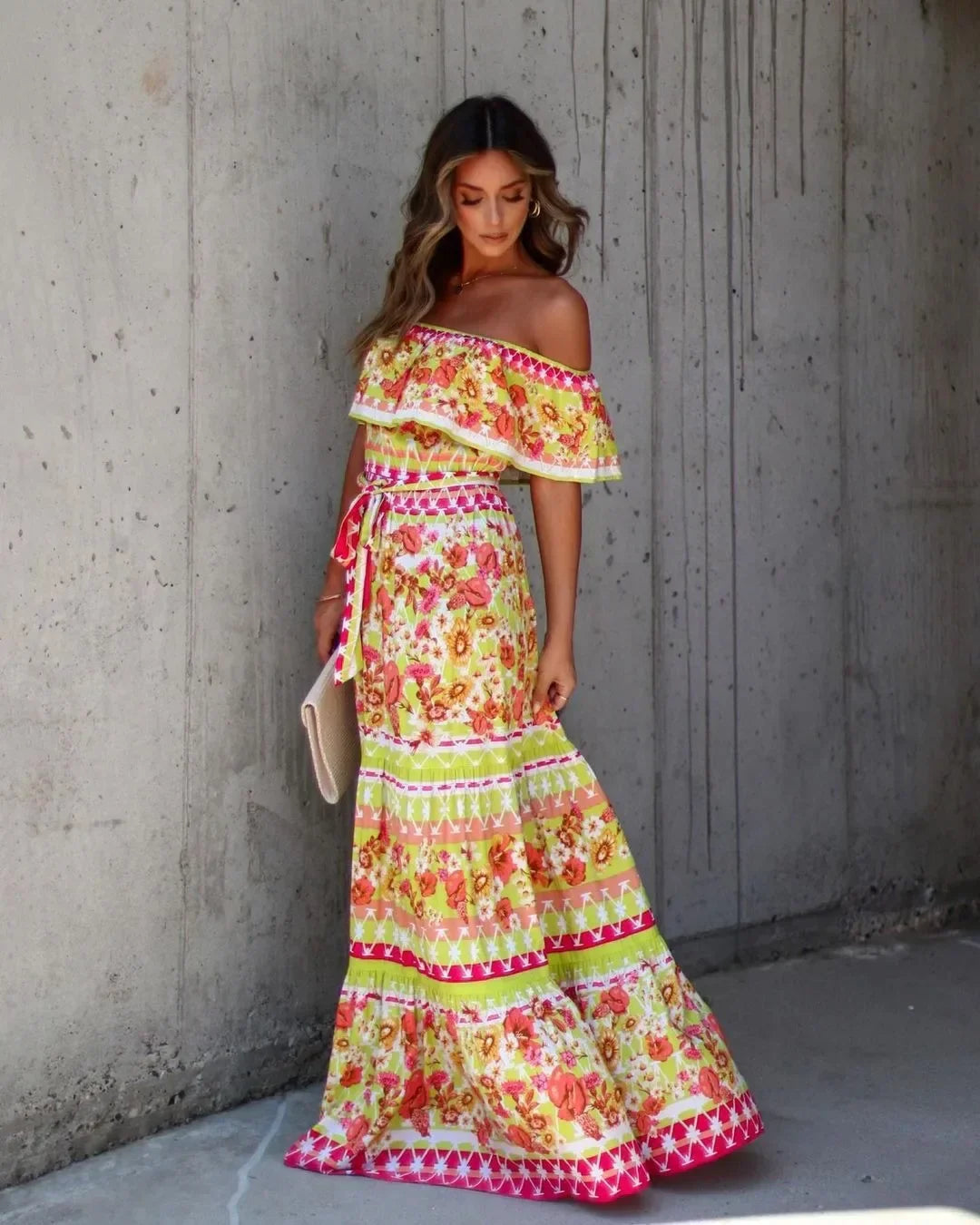 Amara Schulterfreies Maxikleid