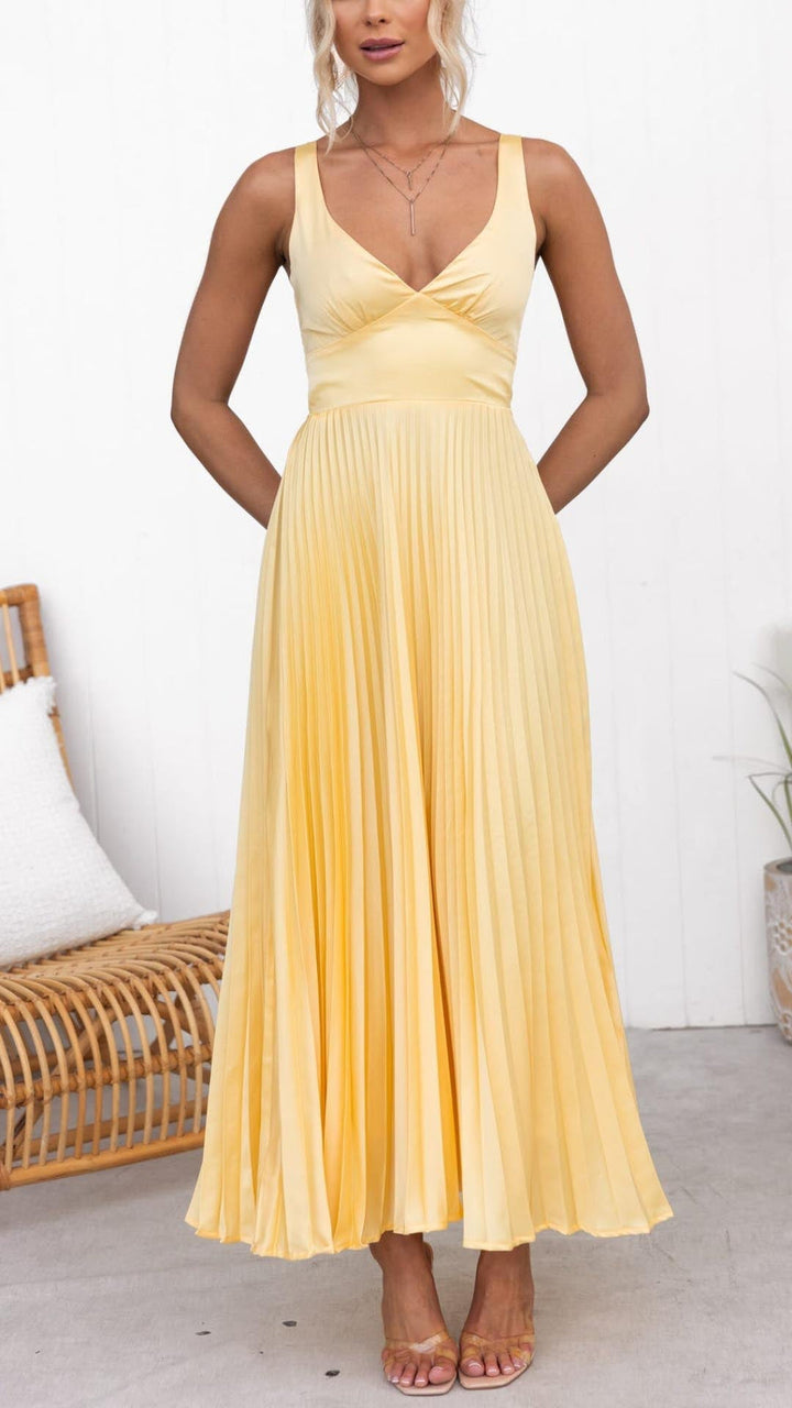 Aby™ | Plissiertes Maxikleid in Sonnenblumengelb
