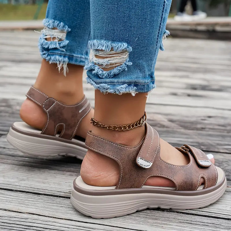 Alia™ | Bequeme Keilabsatz-Sandalen mit Knöchelriemen