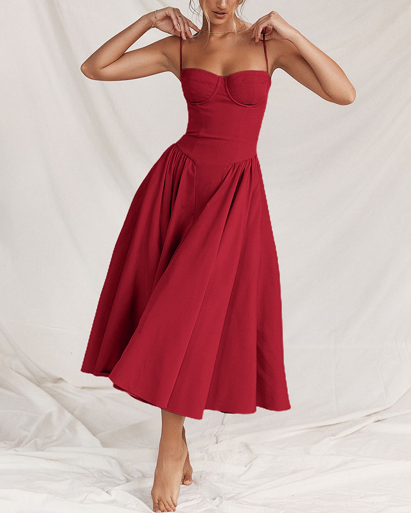Queralt – Trägerkleid mit Taillenschnitt