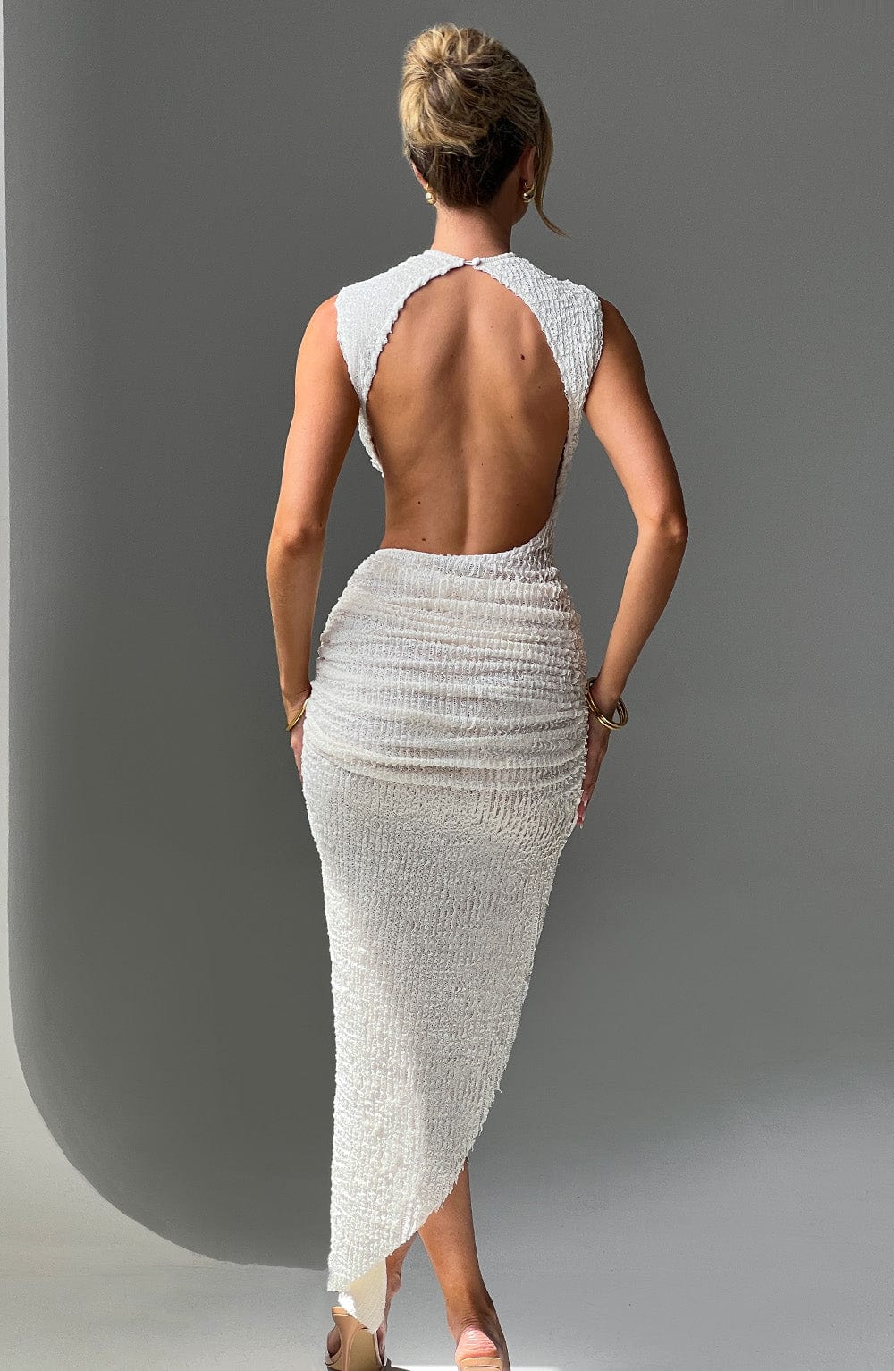 Soraya™ | Asymmetrisches Midikleid mit Struktur