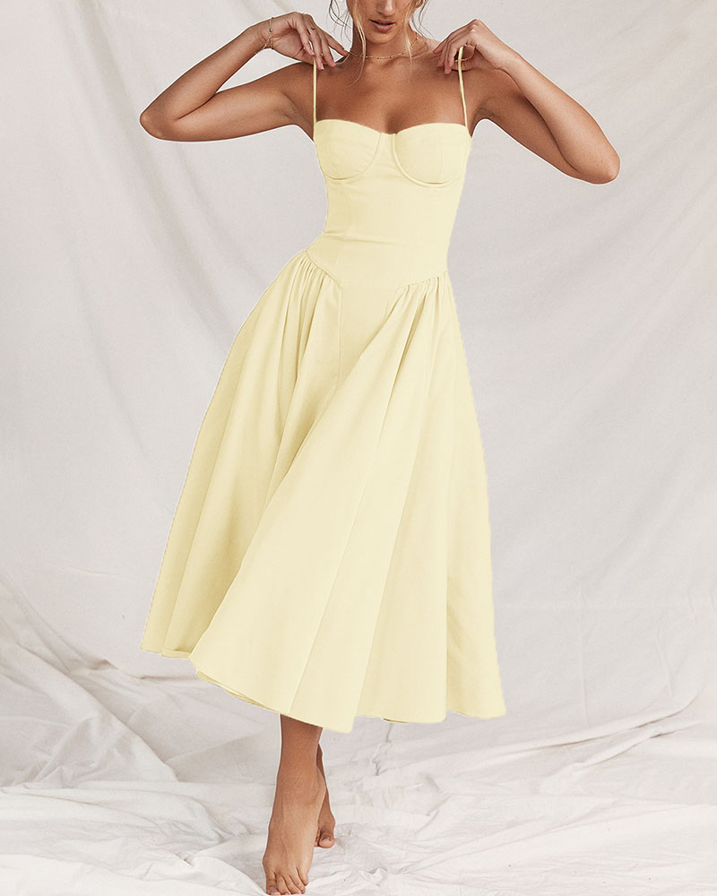 Queralt – Trägerkleid mit Taillenschnitt