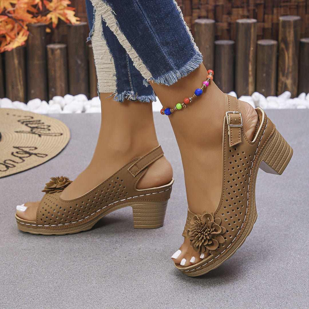 Kalani™ | Schicke Blumensandalen