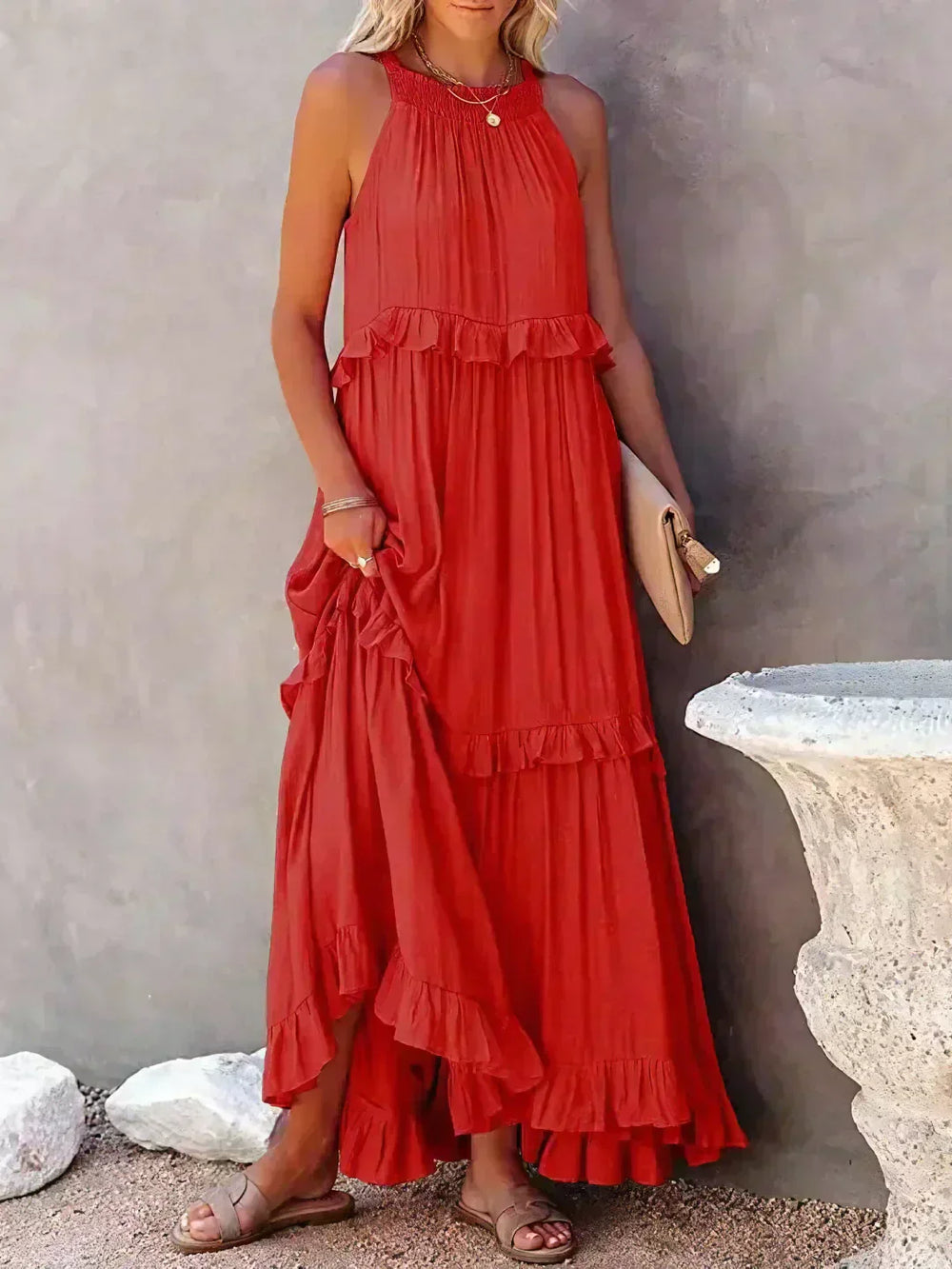 Sarah | Maxikleid mit Rüschen und Halterneck